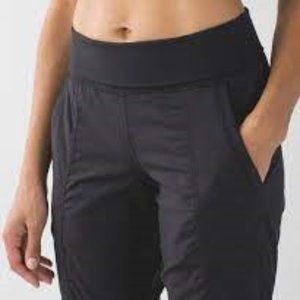 Lululemon In Flux Jogger Crop